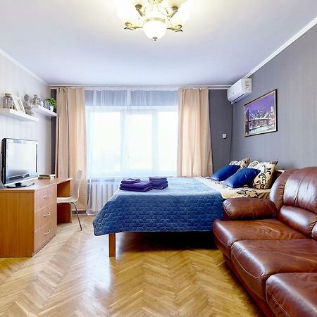 קייב L3-82 Main Street- Modern New Three 3 Separate 3Bedrooms 100 M2 - Central Location, Metro Palace Of Sports - Gulliver Mall, Arena City מראה חיצוני תמונה